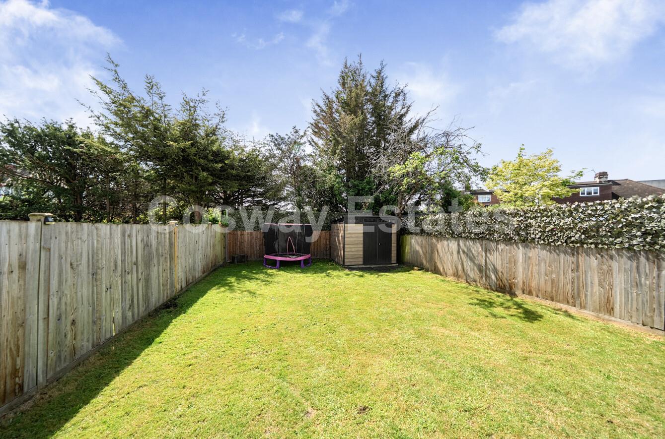 Tithe Walk, Mill Hill, NW7, London